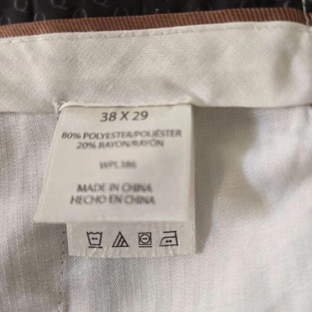 Haggar Dress Pants Mens 38 x 27 Beige Classic Fit Pleated Front Cuffed Adj Waist